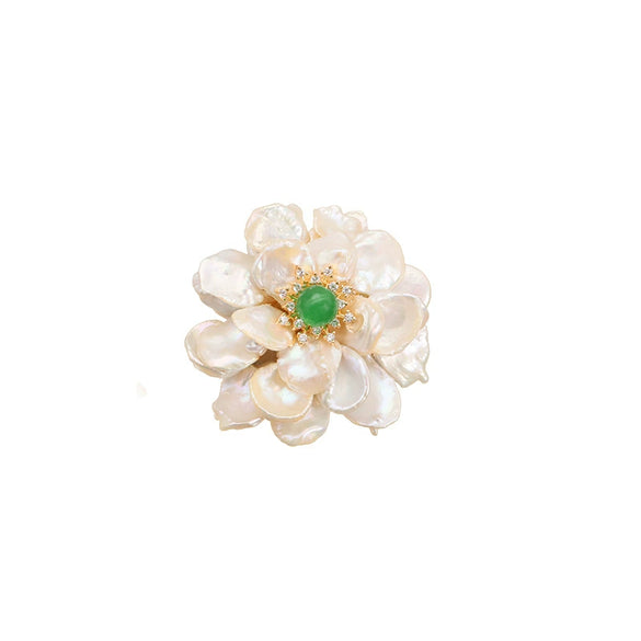 Wholesale Women's Light Luxury Natural Pearl Baroque Flower Handmade Electroplated Brooch