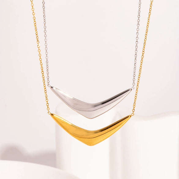 Wholesale Women's Light Luxury Niche Simple High End Versatile V Shaped Stainless Steel Necklace With Pvd Furnace Vacuum Real Gold Plating