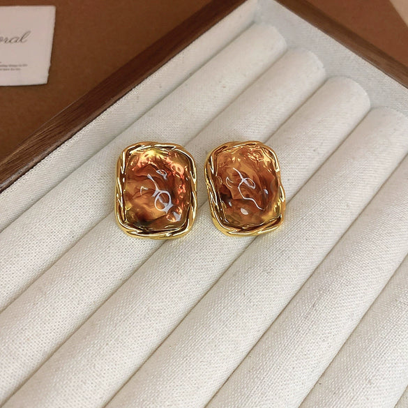 Wholesale Women's Light Luxury Resin Earrings With Geometric Heart Design And Electroplating