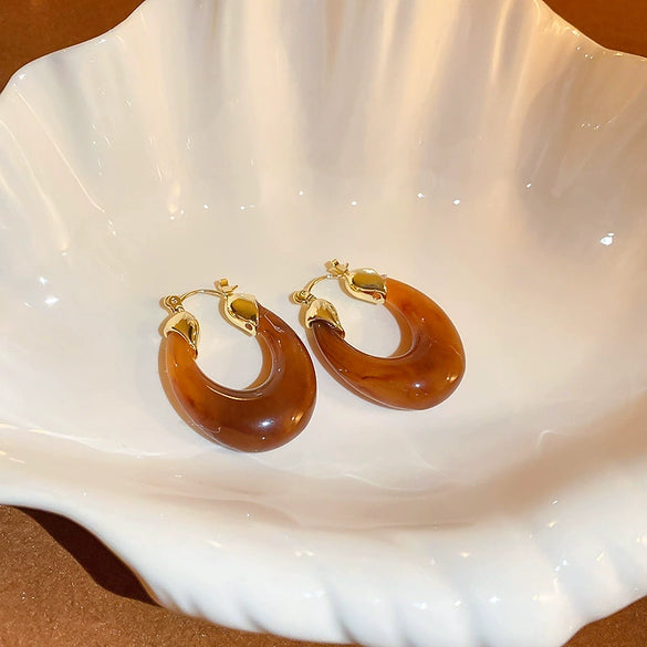 Wholesale Women's Light Luxury Resin Earrings With Geometric Heart Design And Electroplating