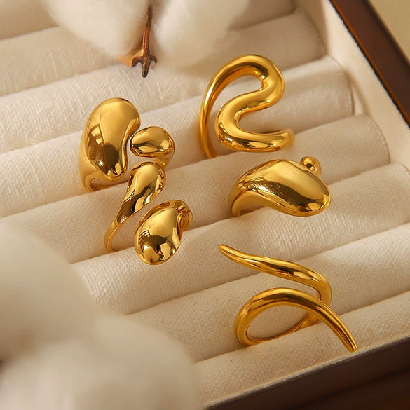Wholesale Women's Light Luxury Snakeshaped Titanium Steel Geometric Ring With Electroplating