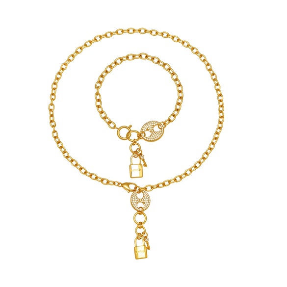 Wholesale Women's Light Luxury Stainless Steel And Zircon Pig Nose Lock Tassel Pendant 18K Real Gold Plated Necklace And Bracelet Set