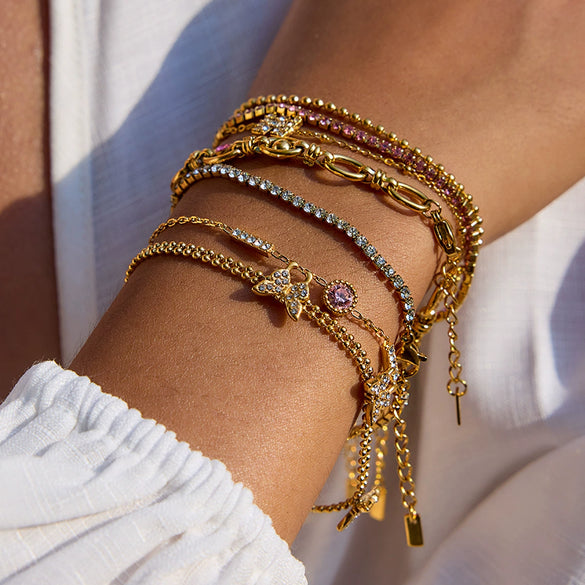 Wholesale Women's Light Luxury Stainless Steel Bracelet With Geometric Pattern And Electroplating