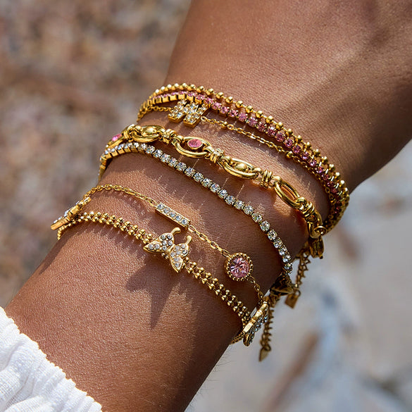 Wholesale Women's Light Luxury Stainless Steel Bracelet With Geometric Pattern And Electroplating