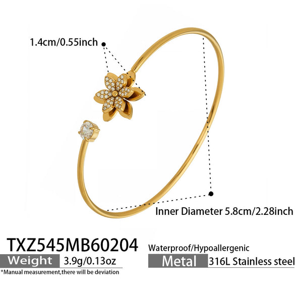 Wholesale Women's Light Luxury Stainless Steel Electroplated Flower Heart Multi Pendant Necklace Earrings Bracelet Ring Set