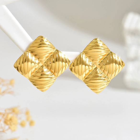 Wholesale Women's Light Luxury Stamped Geometric Stainless Steel Earrings