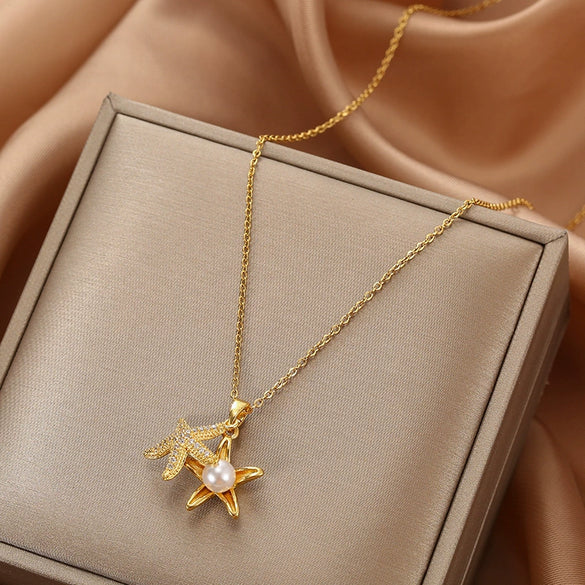 Wholesale Women's Light Luxury Starfish Pearl Necklace With Zircon Inlay In Titanium Steel And Oshaped Chain