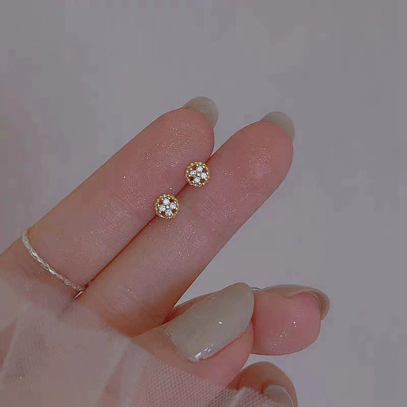 Wholesale Women's Light Luxury Sterling Silver Earrings With Flower Pattern And Zircon Inlay