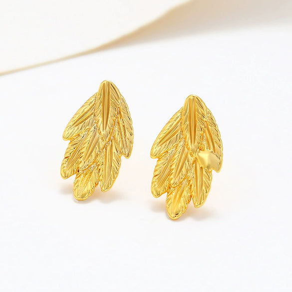 Wholesale Women's Light Luxury Style Alloy Electroplated Imitation Gold Color Simple Earrings