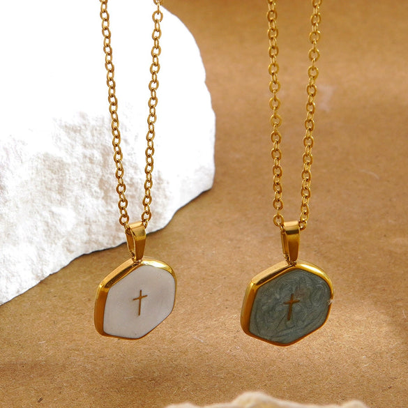 Wholesale Women's Light Luxury Style Electroplated Stainless Steel Cross Geometric Oshaped Chain Necklace