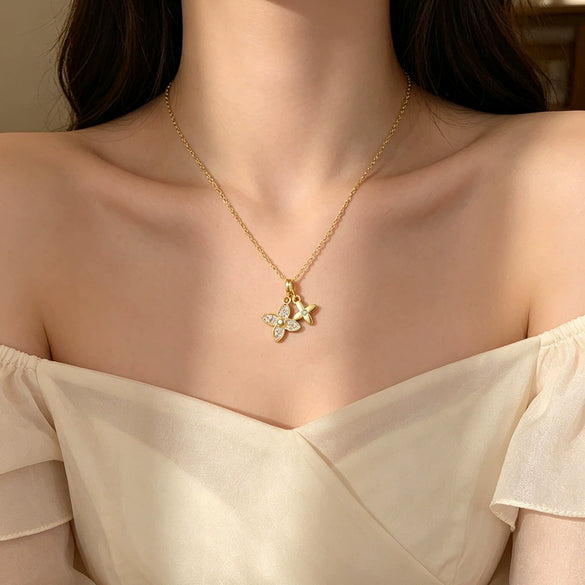 Wholesale Women's Light Luxury Style Flower Print Fourleaf Clover Pendant Titanium Steel Necklace With Zirconia Inlaid Copper Pendant And Oshaped Chain