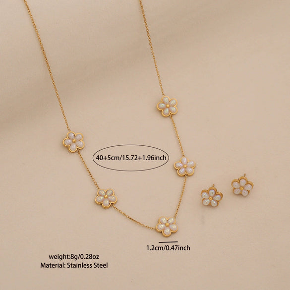 Wholesale Women's Light Luxury Style Flower Shape Real Gold Plated Stainless Steel Necklace Set