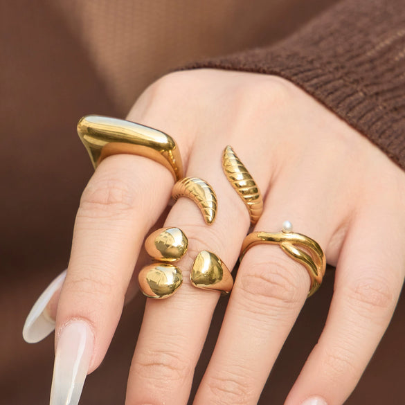 Wholesale Women's Light Luxury Style Geometric Stainless Steel 18K Gold Plated Index Finger Ring Set
