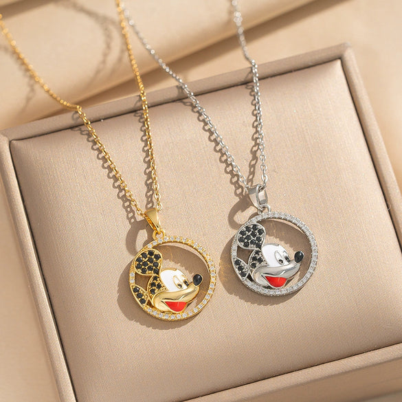 Wholesale Women's Light Luxury Style Round Pattern Gold Plated Titanium Steel O Word Chain Necklace With Copper Inlaid With Zircon Pendant