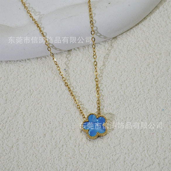Wholesale Women's Light Luxury Style Stainless Steel And Titanium Steel Electroplated Geometric Five Leaf Clover And Flower Pendant Clavicle Necklace