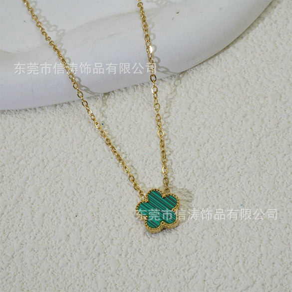 Wholesale Women's Light Luxury Style Stainless Steel And Titanium Steel Electroplated Geometric Five Leaf Clover And Flower Pendant Clavicle Necklace
