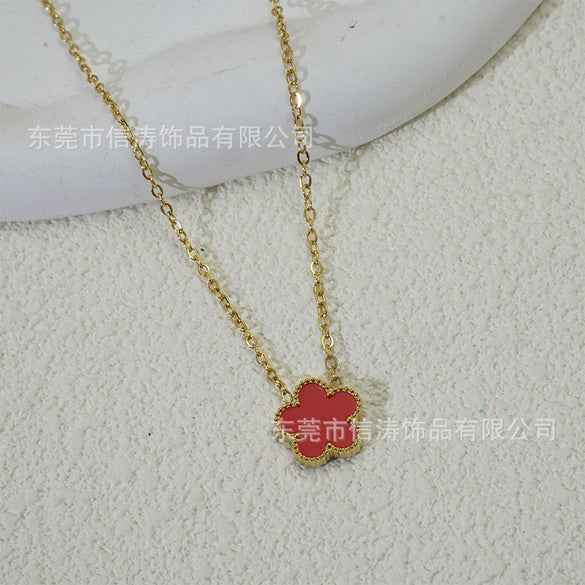 Wholesale Women's Light Luxury Style Stainless Steel And Titanium Steel Electroplated Geometric Five Leaf Clover And Flower Pendant Clavicle Necklace