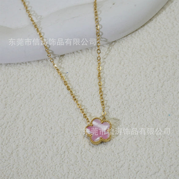 Wholesale Women's Light Luxury Style Stainless Steel And Titanium Steel Electroplated Geometric Five Leaf Clover And Flower Pendant Clavicle Necklace
