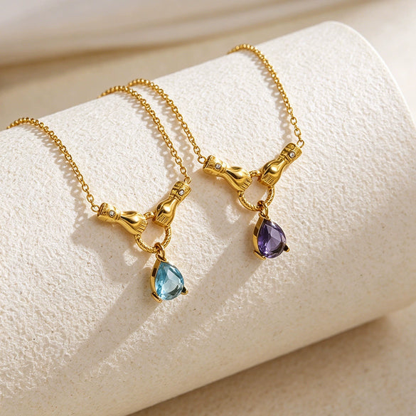 Wholesale Women's Light Luxury Style Stainless Steel And Titanium Steel Water Drop Diamond Necklace With Vacuum Electroplating In Furnace Clavicle Chain Jewelry
