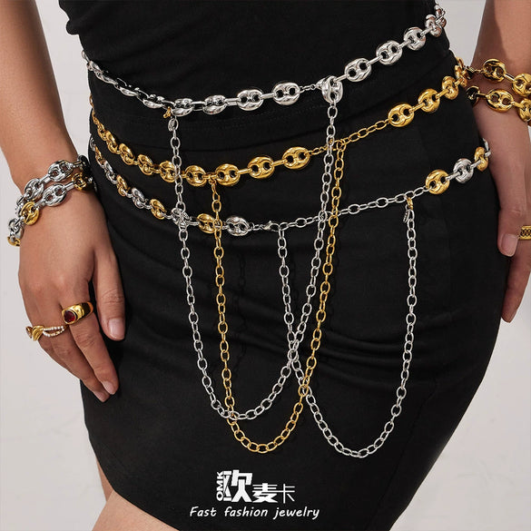 Wholesale Women's Light Luxury Style Stainless Steel Colorblocked Hollow Pig Nose Necklace Bracelet Set With 18K Gold Plating