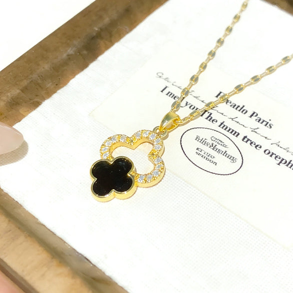 Wholesale Women's Light Luxury Style Titanium Steel Necklace With Zirconinlaid Copper Flowers Pendant And Water Wave Chain