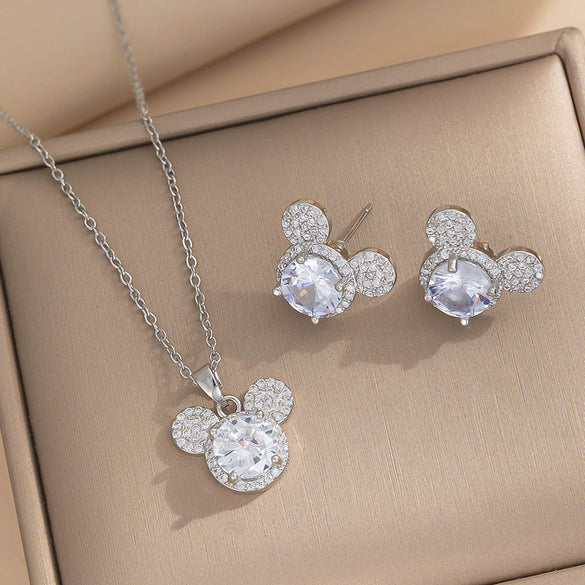 Wholesale Women's Light Luxury Style Titanium Steel Ochain Necklace With Diamond Treatment And Mickey Design