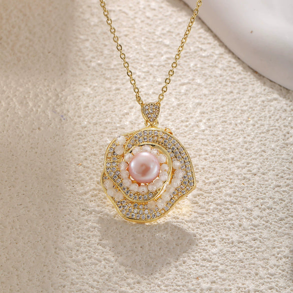Wholesale Women's Light Luxury Sweet Style Copper Gold Plated Freshwater Baroque Pearl Necklace With Butterfly Flower Drop Shape Design