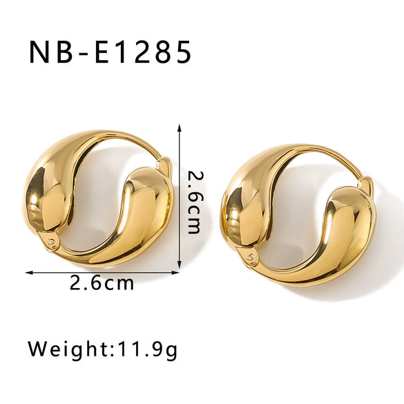 Wholesale Women's Light Luxury Titanium Steel And Stainless Steel Earrings With Geometric Design And 18K Vacuum Plating In Furnace