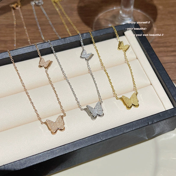 Wholesale Women's Light Luxury Titanium Steel Frosted Insectshaped Pendant Collar Chain Jewelry