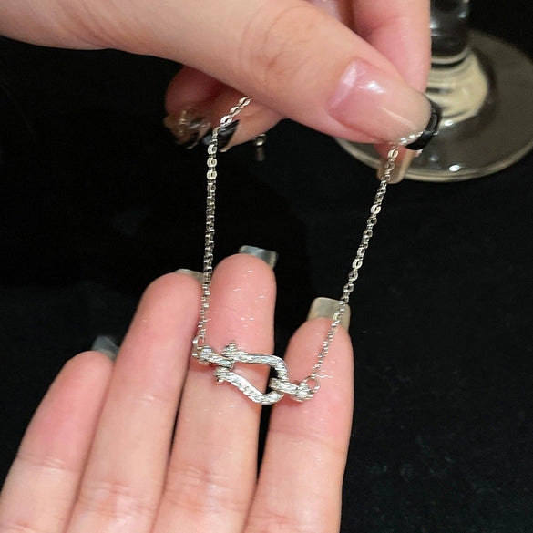 Wholesale Women's Light Luxury Zircon Inlaid Copper Horseshoe Buckle Geometric Bracelet Accessories