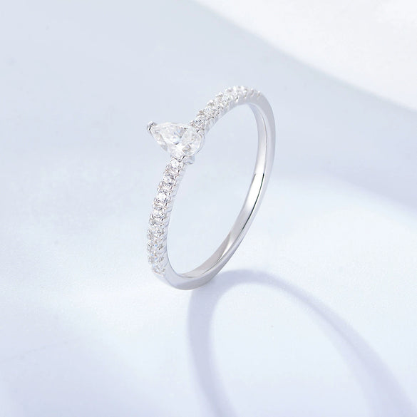 Wholesale Women's Light Luxury Zircon Inlaid Sterling Silver Geometric Water Drop Ring