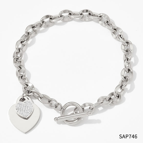 Wholesale Women's Love Heart Stainless Steel Bracelet With Vacuum Plating And Diamond Simple Style