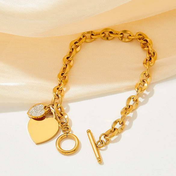 Wholesale Women's Love Heart Stainless Steel Bracelet With Vacuum Plating And Diamond Simple Style