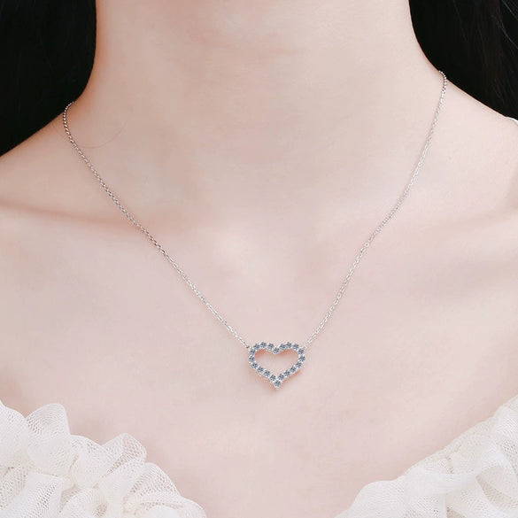 Wholesale Women's Love Pendant Necklace S925 Sterling Silver Plated With Pt950 Gold Heart Pattern