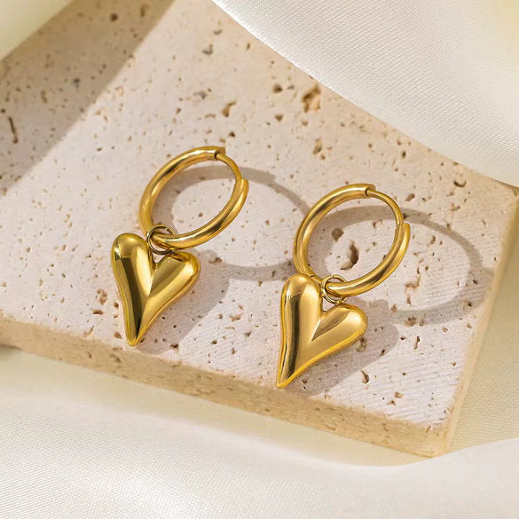 Wholesale Women's Love Series 18K Gold Plated Titanium Steel Heart Shaped Earrings With Electroplating