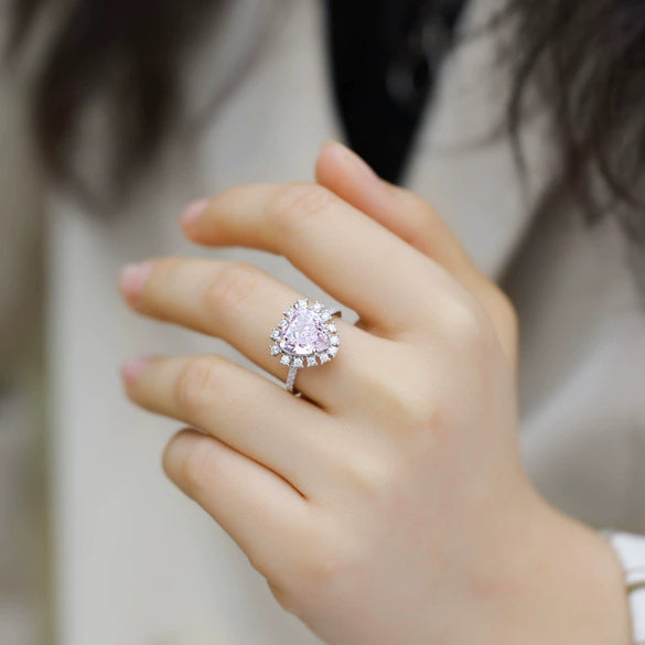 Wholesale Women's Loveshaped High Carbon Diamond Ring S925 Sterling Silver Ice Flower Cut Electroplated Geometric Style