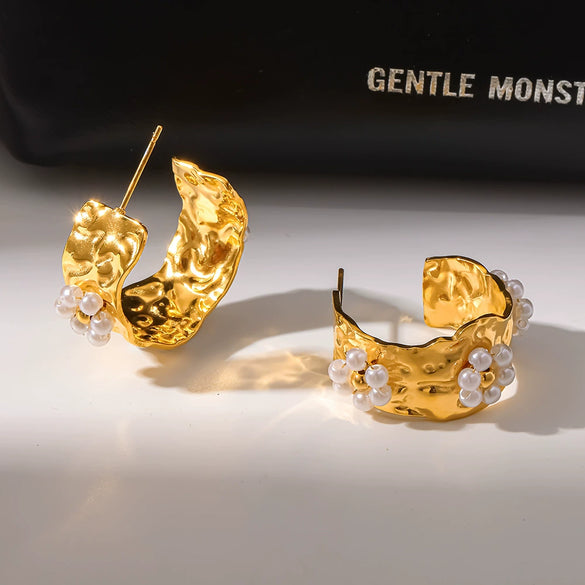 Wholesale Women's Luxury 18K Gold Plated Stainless Steel C Shaped Flower Earrings Set With Pearls And Diamonds