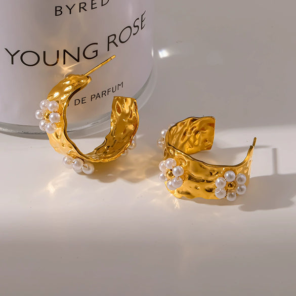 Wholesale Women's Luxury 18K Gold Plated Stainless Steel C Shaped Flower Earrings Set With Pearls And Diamonds