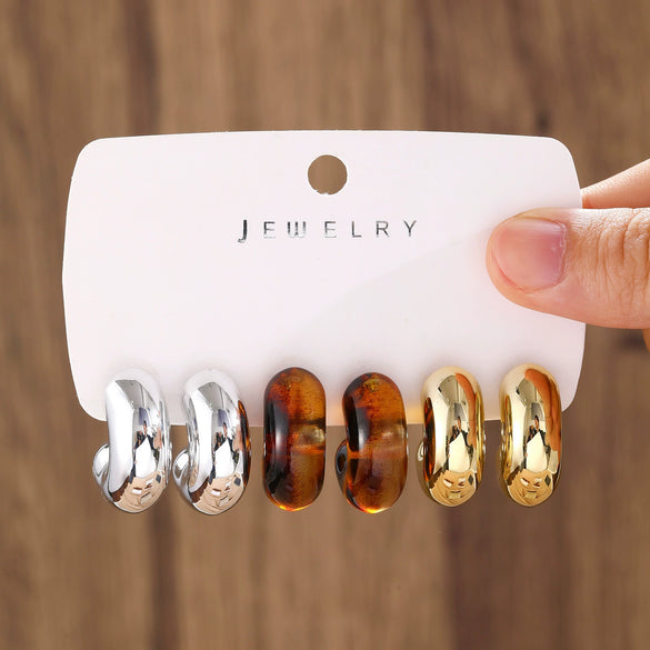 Wholesale Women's Maillard Style Geometric Leopardprint Resin Cshaped Electroplated Ear Clips