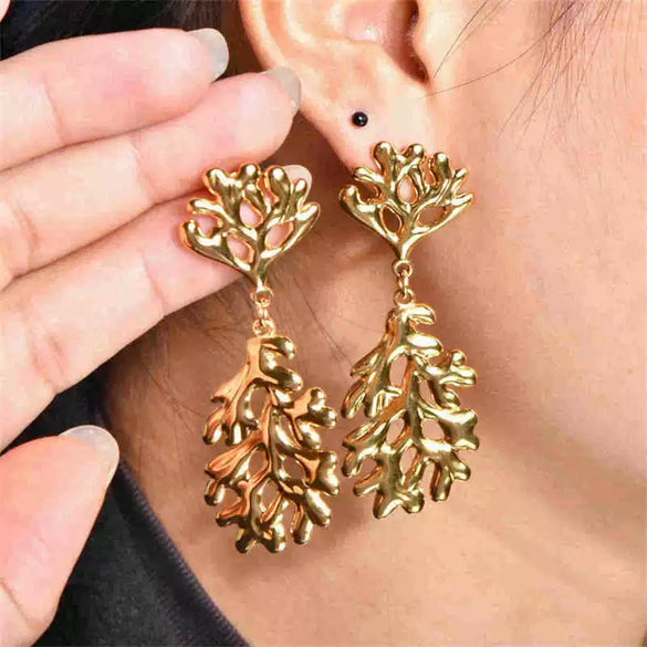 Wholesale Women's Marine Series Titanium Steel Geometric Diamond Earrings With Electroplating