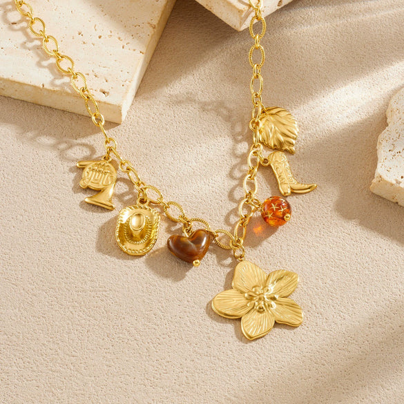 Wholesale Women's Medieval Style Flower Heartshaped Stainless Steel Electroplated Pendant Chain Necklace With Oshaped Chain