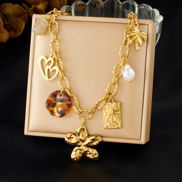 Wholesale Women's Medieval Style Goldplated Stainless Steel Cut Out Heartshaped Flower Leopard Print Pendant Necklace With Flash O Chain
