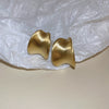 Wholesale Women's Metal Brushed Geometric Heart Shape Electroplated Earrings