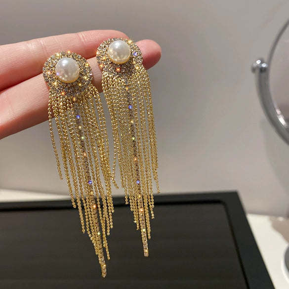 Wholesale Women's Metal Geometric Diamond Tassel Earrings With Silver Needle Chain