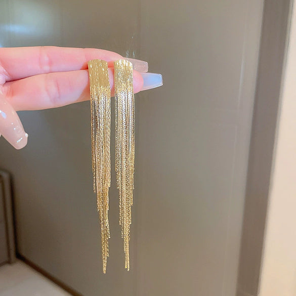 Wholesale Women's Metal Geometric Diamond Tassel Earrings With Silver Needle Chain