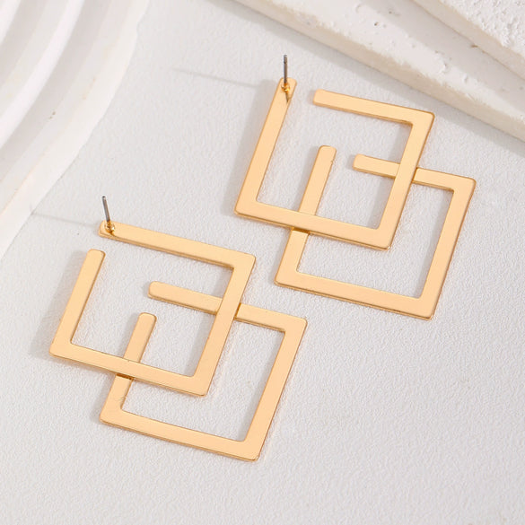 Wholesale Women's Metal Geometric Square Earrings With Electroplating Treatment