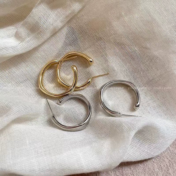 Wholesale Women's Metal Geometric Style Irregular Plain Ring Earrings With 925 Silver Needles And Electroplating Treatment
