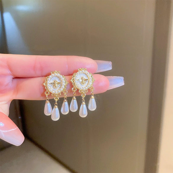 Wholesale Women's Midancient Vintage Jewelry Medieval Style Alloy 925 Silver Geometric Drop Shape Earrings Set With Diamonds
