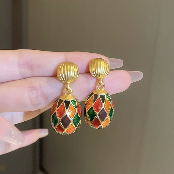 Wholesale Women's Middle Ancient Vintage Alloy Needle Earrings With Diamond Design And Geometric Drop Shape