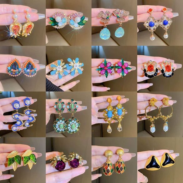 Wholesale Women's Middle Ancient Vintage Alloy Needle Earrings With Diamond Design And Geometric Drop Shape